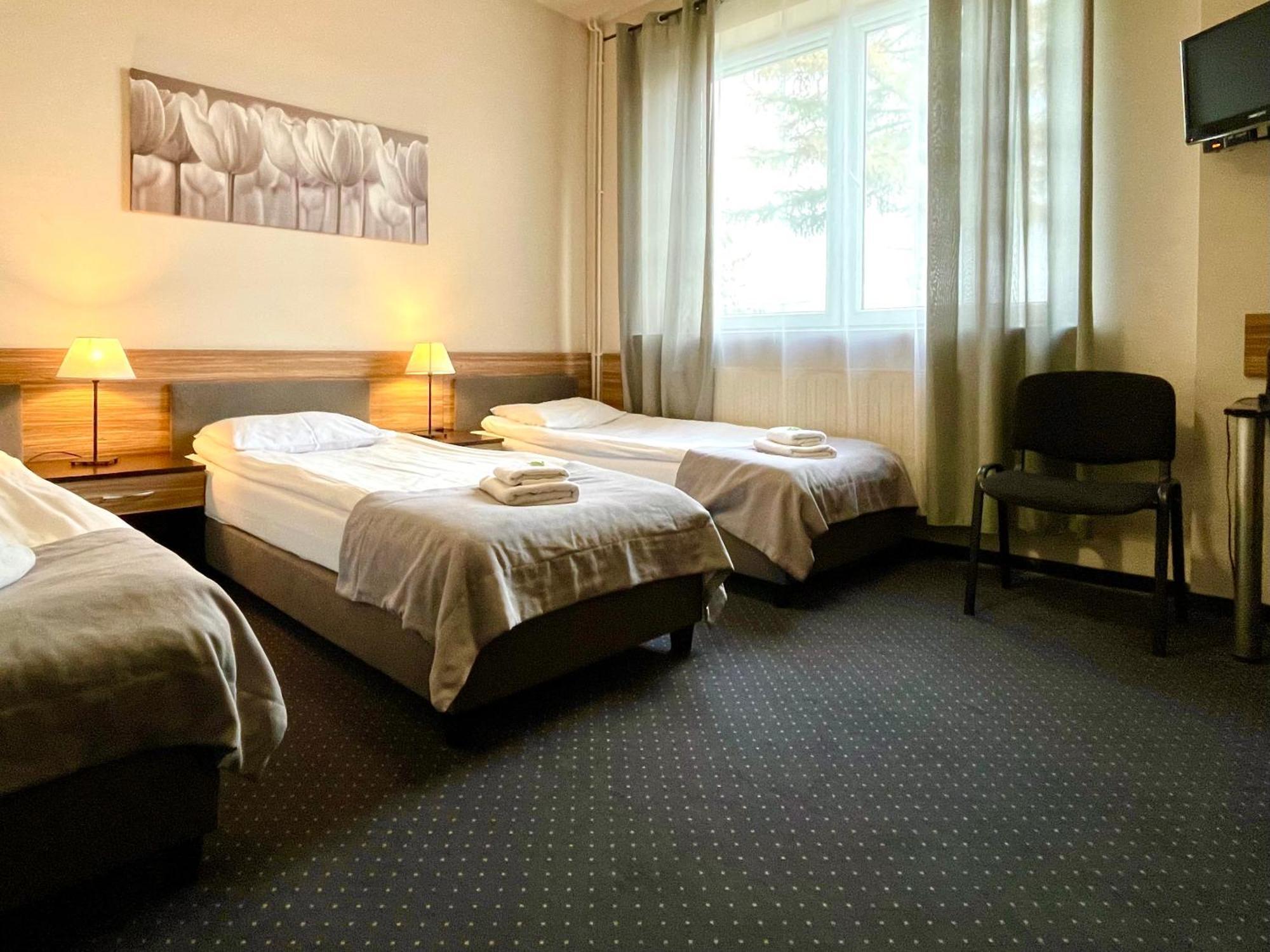 Kaliszki Hotel Seven 7 מראה חיצוני תמונה