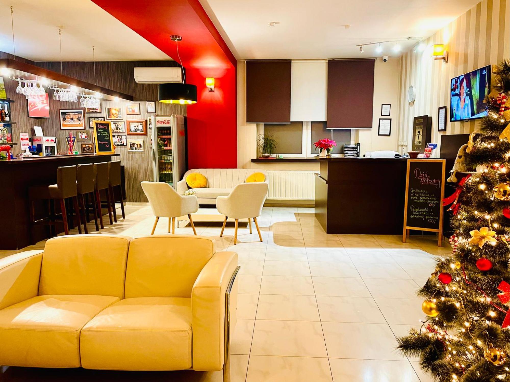 Kaliszki Hotel Seven 7 מראה חיצוני תמונה