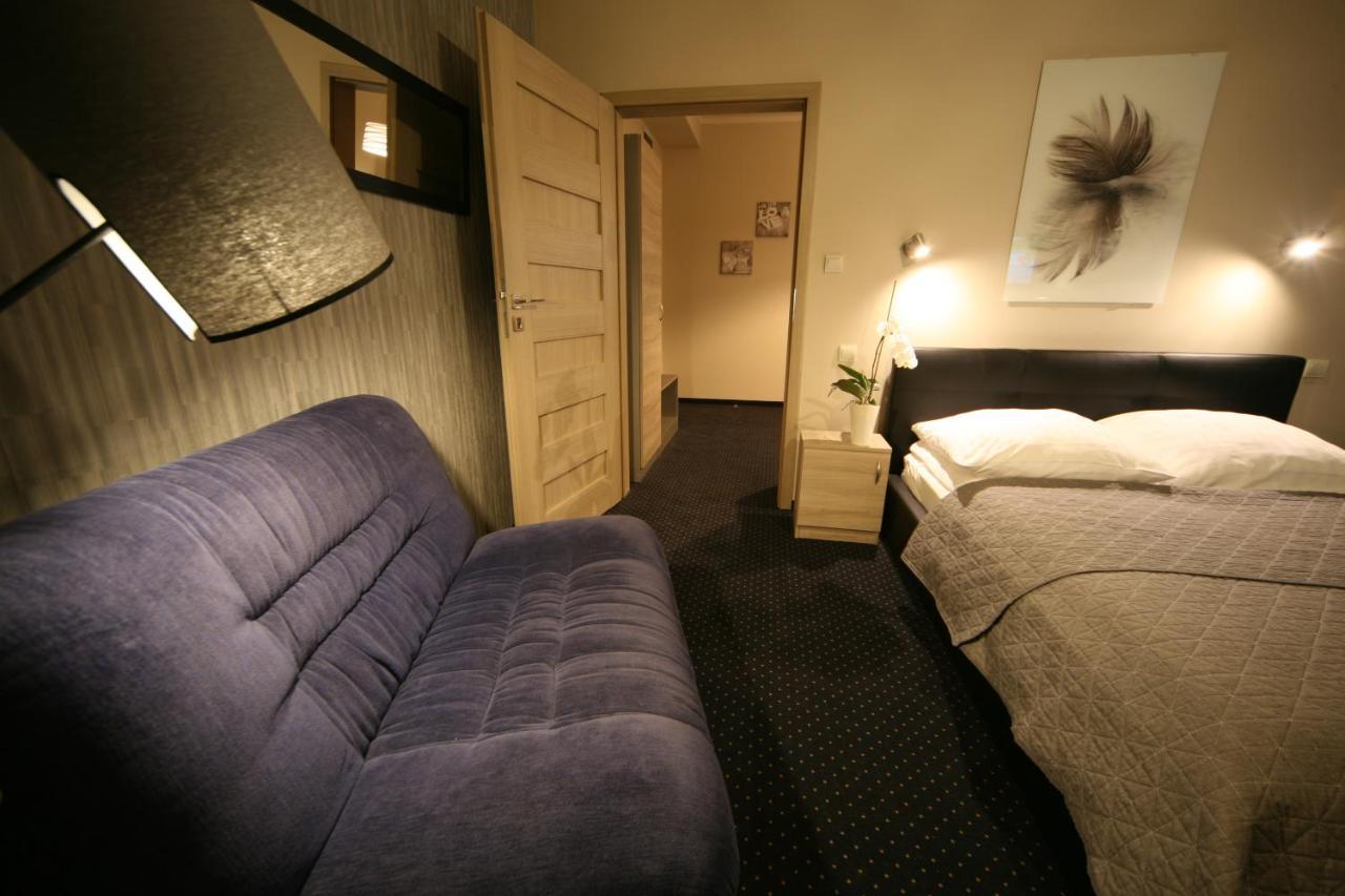 Kaliszki Hotel Seven 7 מראה חיצוני תמונה