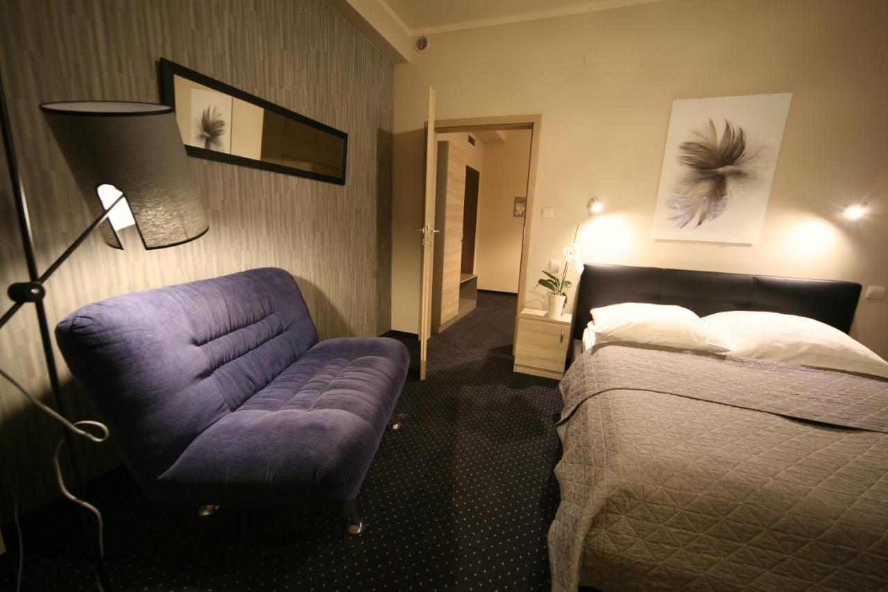 Kaliszki Hotel Seven 7 מראה חיצוני תמונה